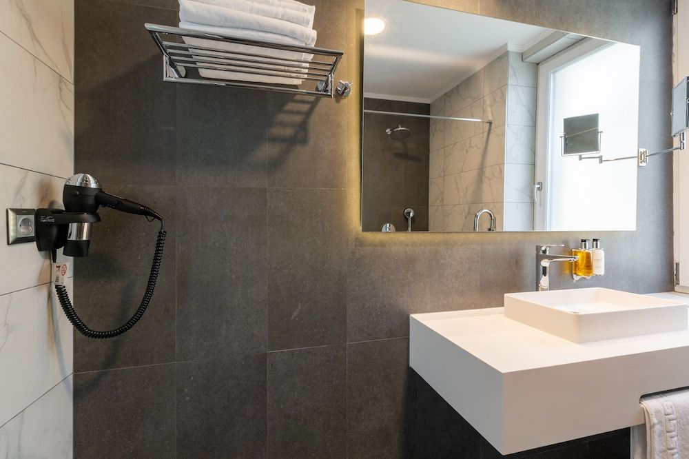 Bach Apartments Studio 10