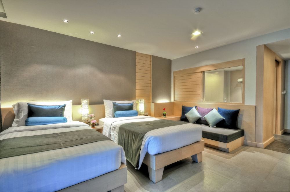Superior King Bed