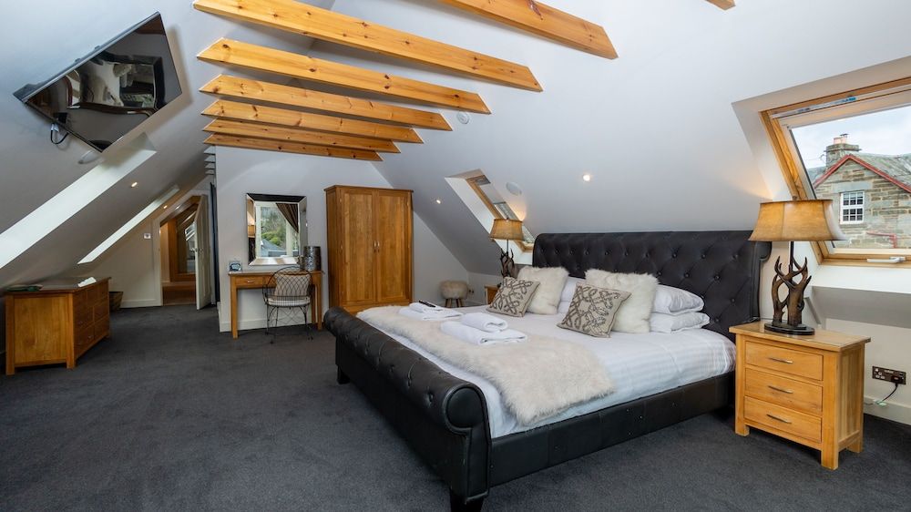 Mains of Taymouth Country Estate THE FARMHOUSE 3