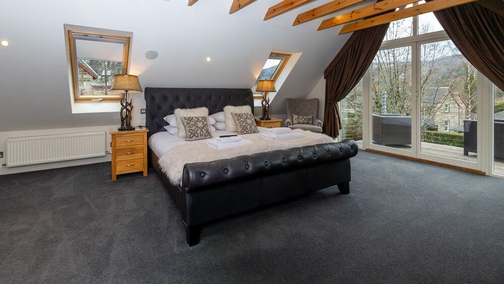 Mains of Taymouth Country Estate THE FARMHOUSE