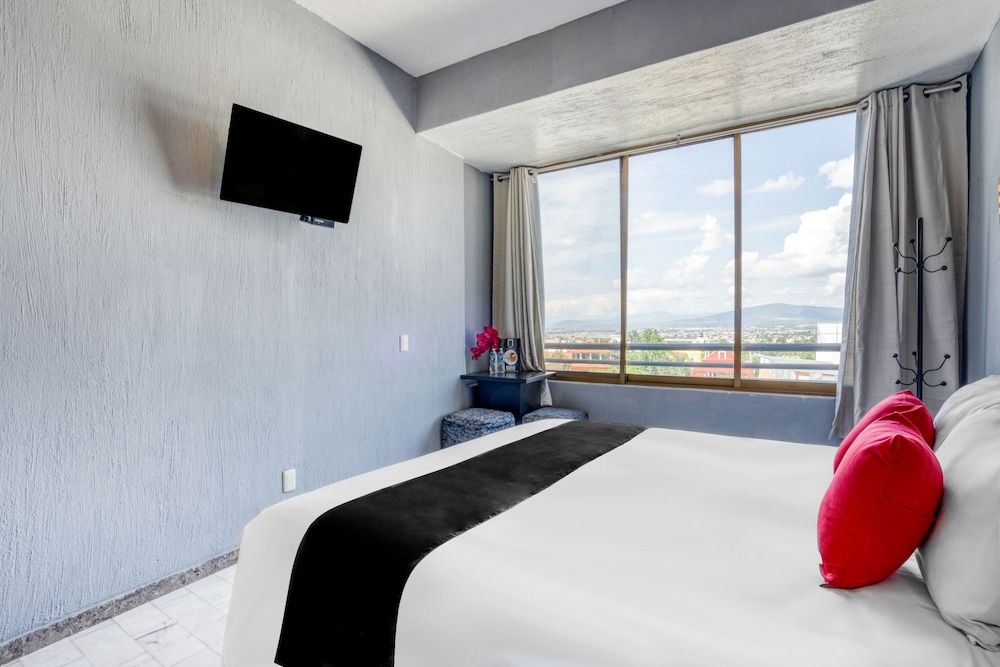 Hotel Guadalajara Express Standard Room 2