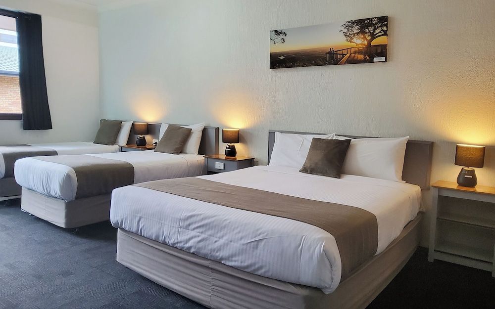 Archer Park Motel Family Room (Non Pet) 4