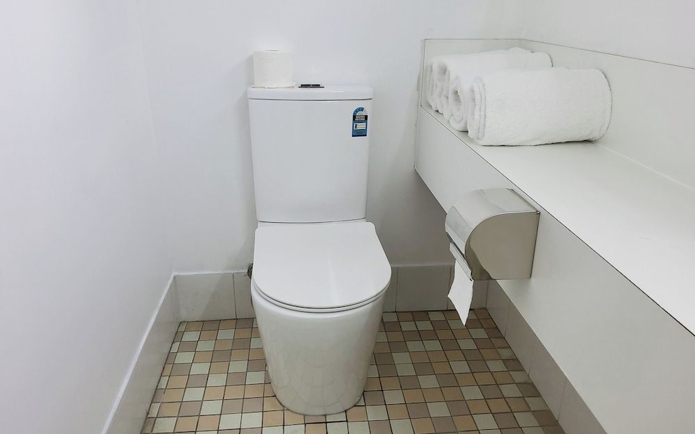 Archer Park Motel Family Room (Non Pet) 8