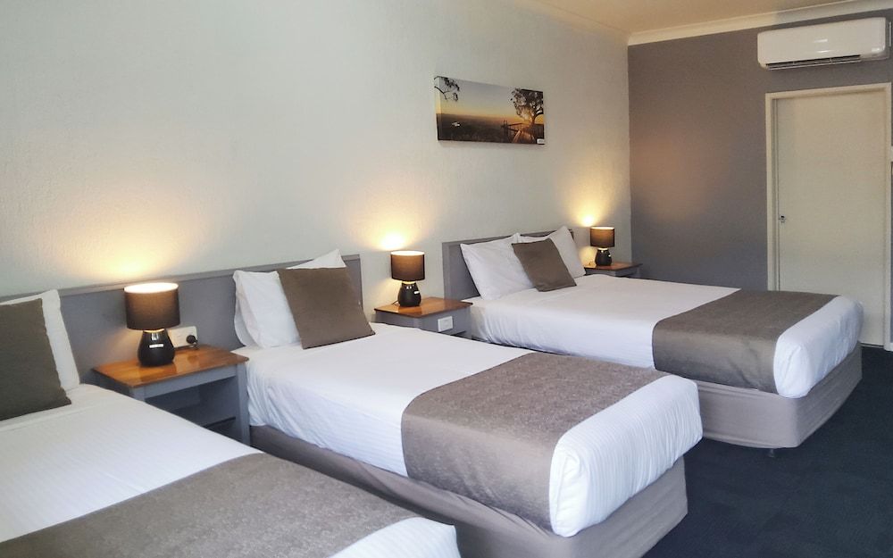 Archer Park Motel Family Room (Non Pet) 2