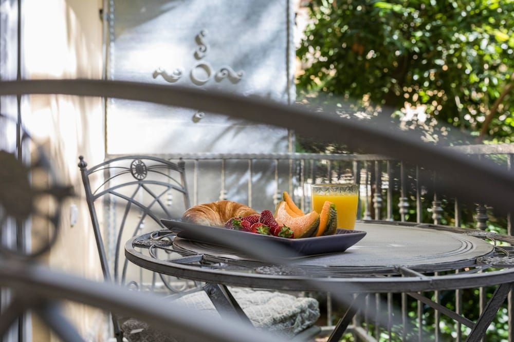 Luxury Rooms With Balcony Superior Room 13