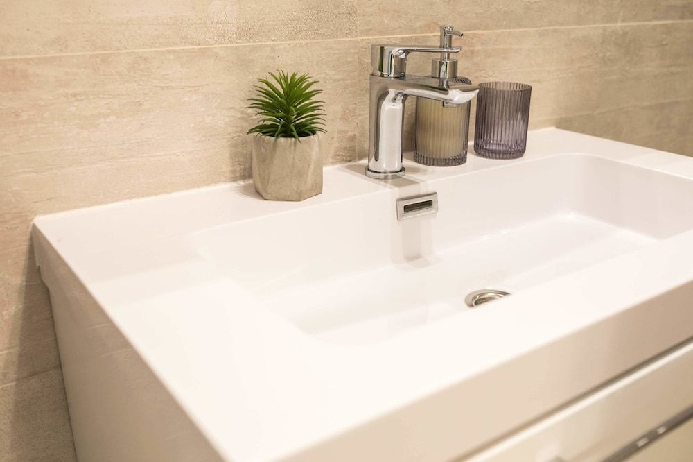 Luxury Rooms With Balcony Deluxe Room 6