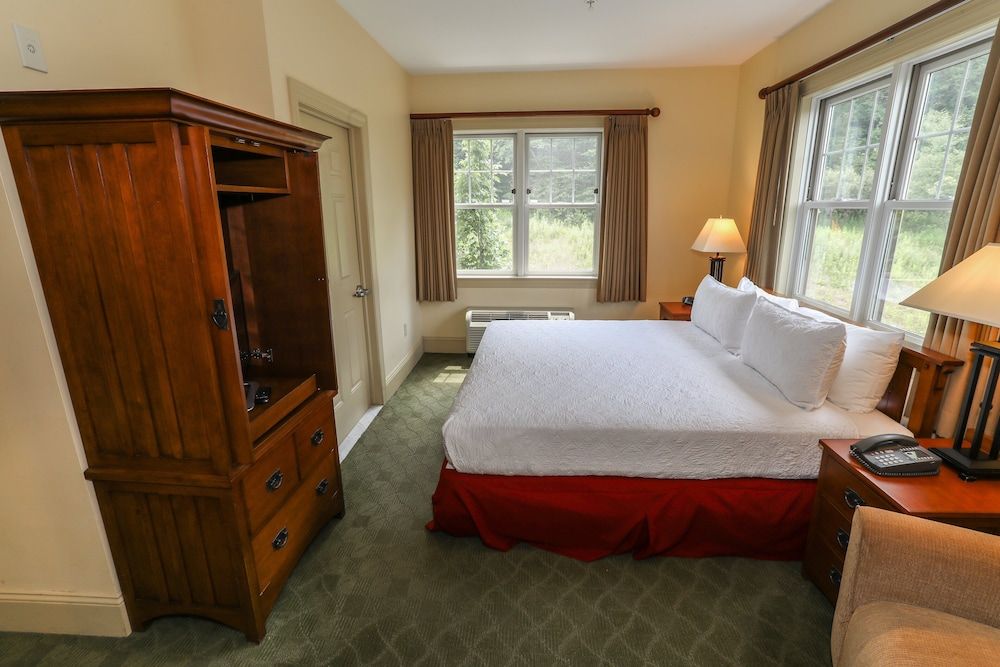 Club Room, 3 Bedrooms (Kaatskill Mountain Club)