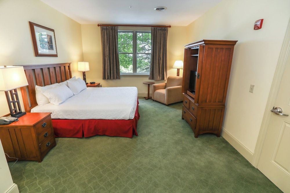 Club Room, 2 Bedrooms (Kaatskill Mountain Club)