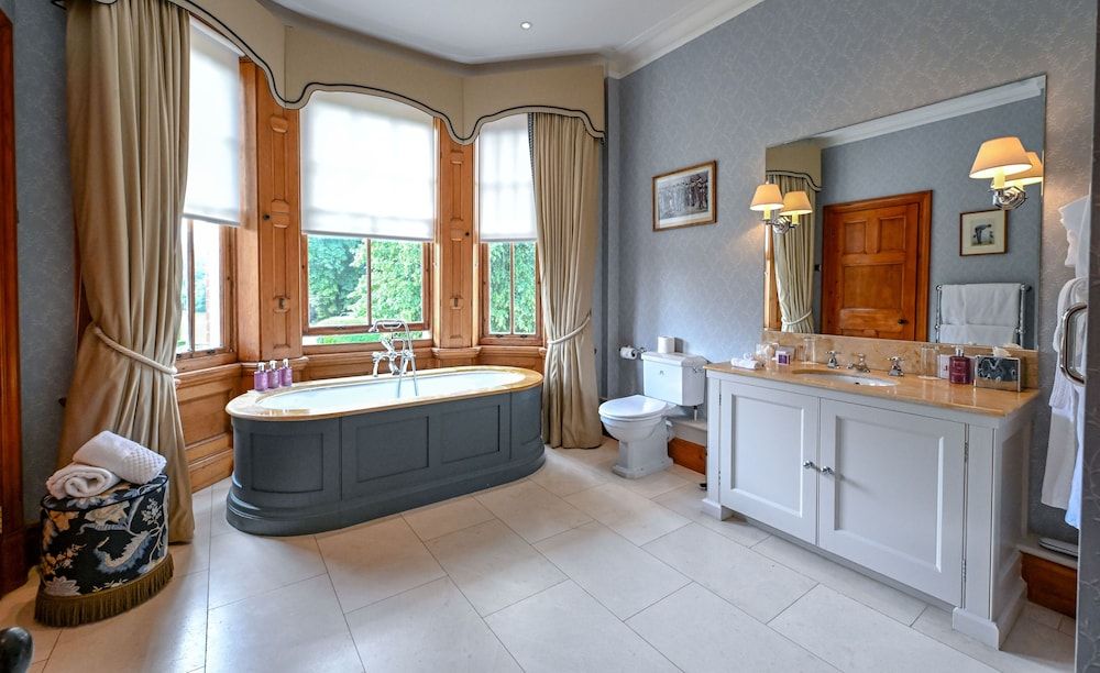 The Jockey Club Rooms Deluxe Double or Twin Room 18