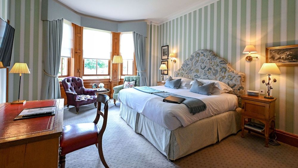 The Jockey Club Rooms Deluxe Double or Twin Room 9
