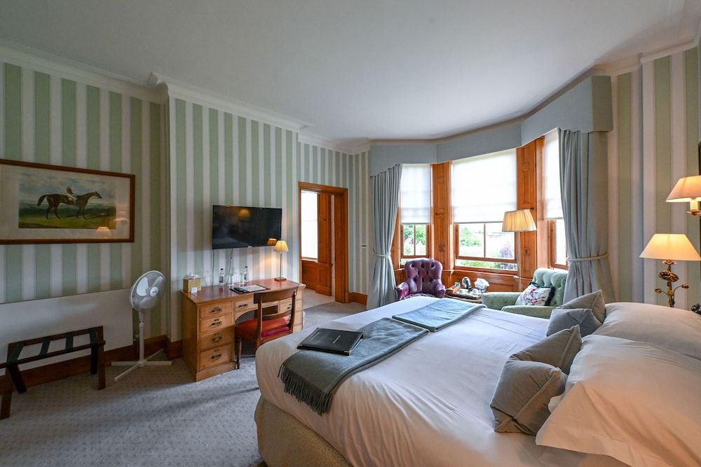 The Jockey Club Rooms Deluxe Double or Twin Room 6