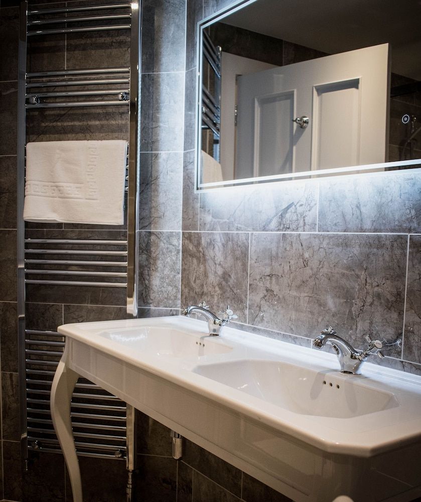 The Seafield Arms Sunnyside Suite 2