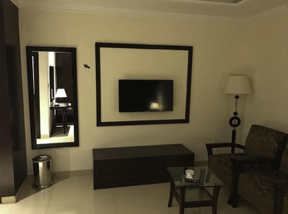 Hotel The Jeevens Executive Room 6