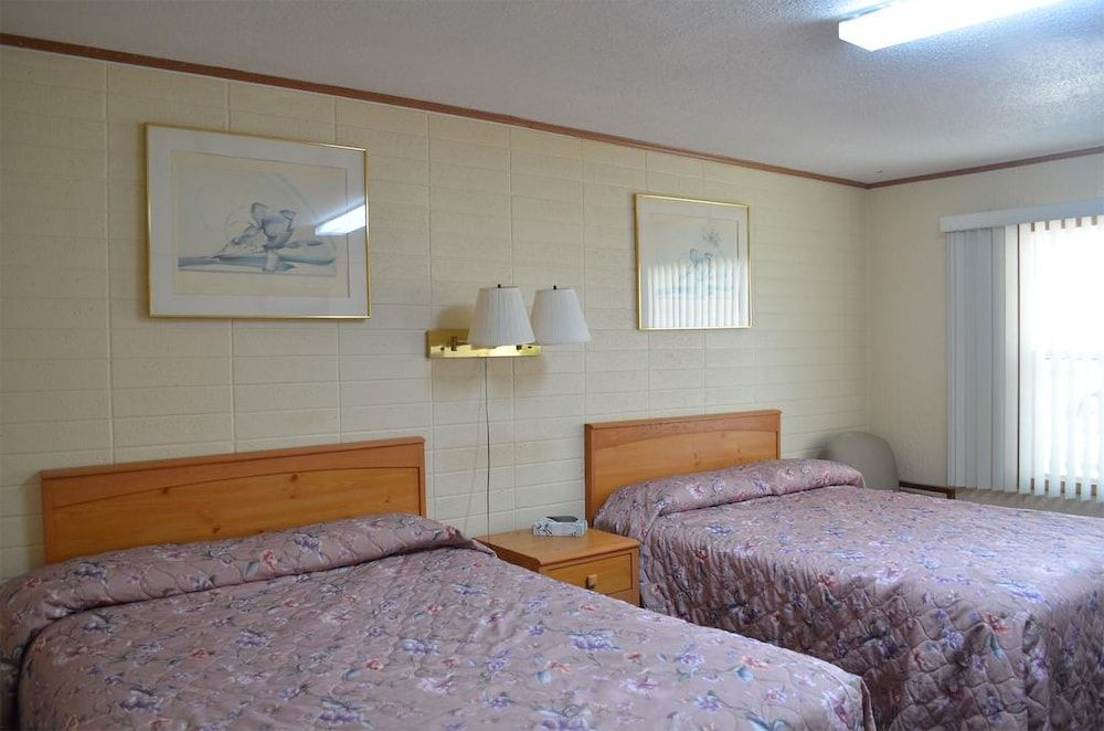 2 Queen Bed Non Smoking