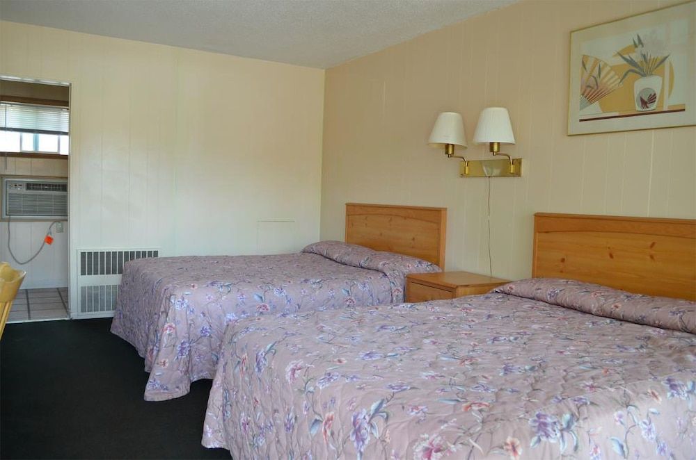 2 Queen Bed Non Smoking