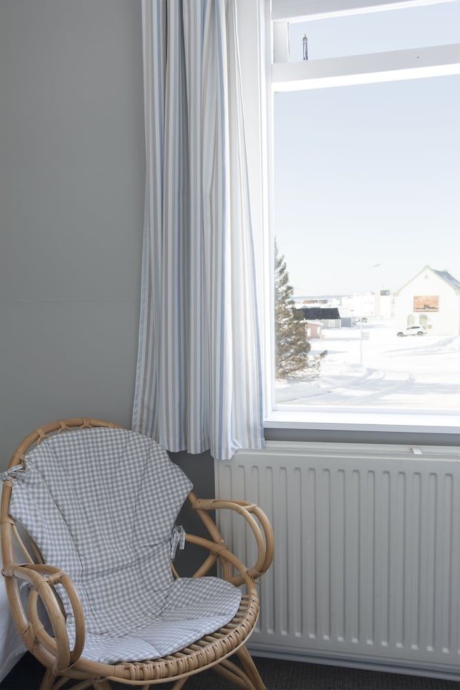 Árból Guesthouse Single Room, Shared Bathroom 5