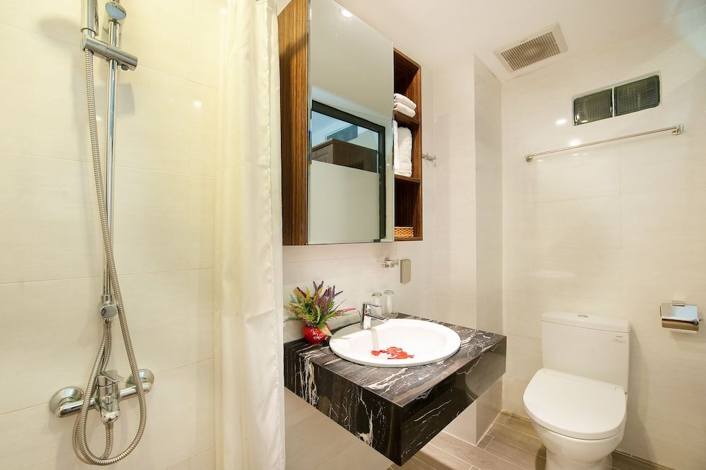 Saigonciti Hotel Deluxe Double Room 4