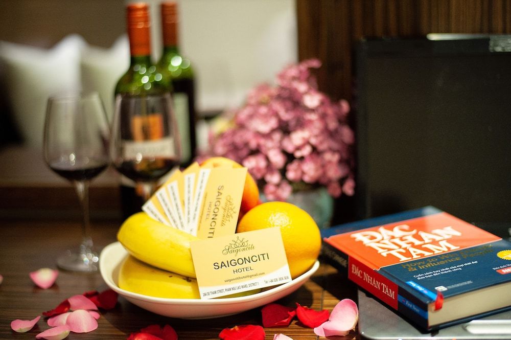 Saigonciti Hotel Deluxe Double Room 3