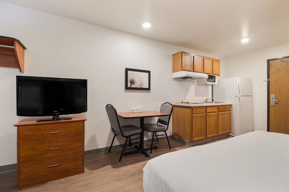 undefined WoodSpring Suites Houston Westchase 9