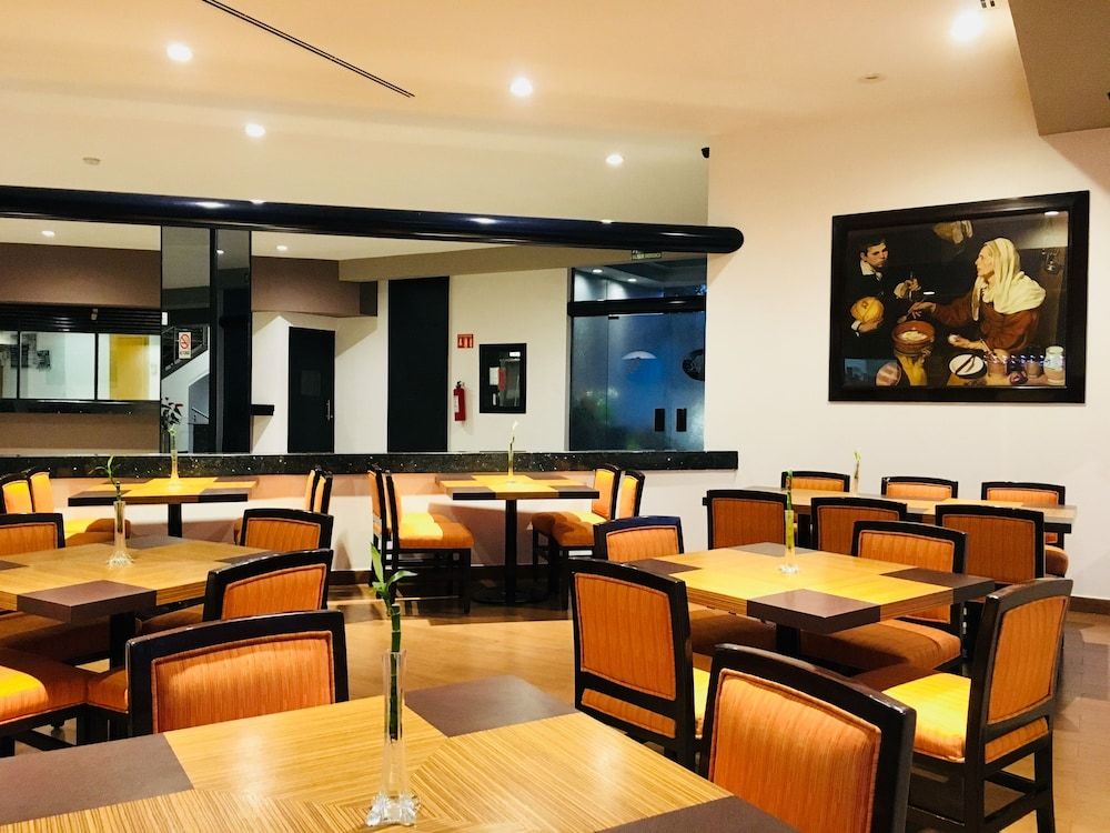 undefined Hotel Harare 10