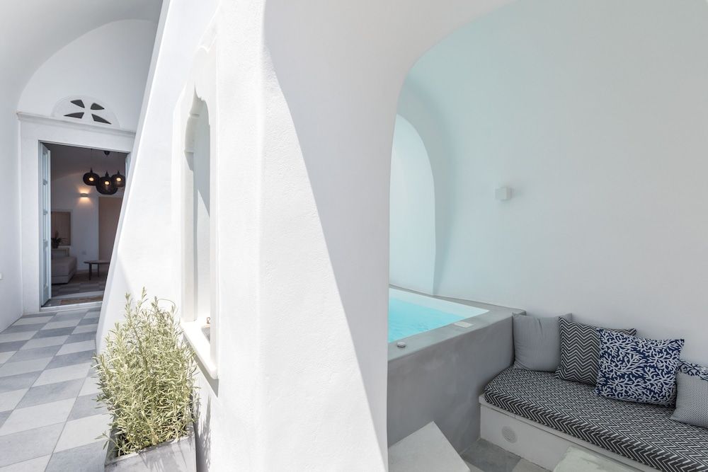 Namaste Suites by Oias Local Cavehouses Two-Bedroom Villa 46