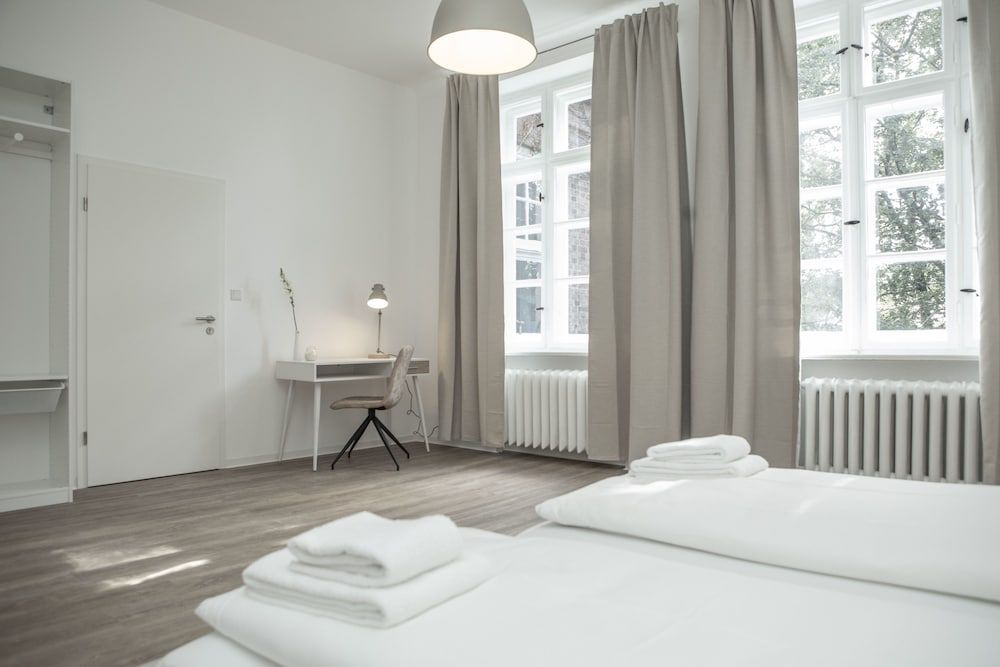 Zimmer FREI Boardinghouse Double Room, Shared Bathroom (Nr. 1) 5