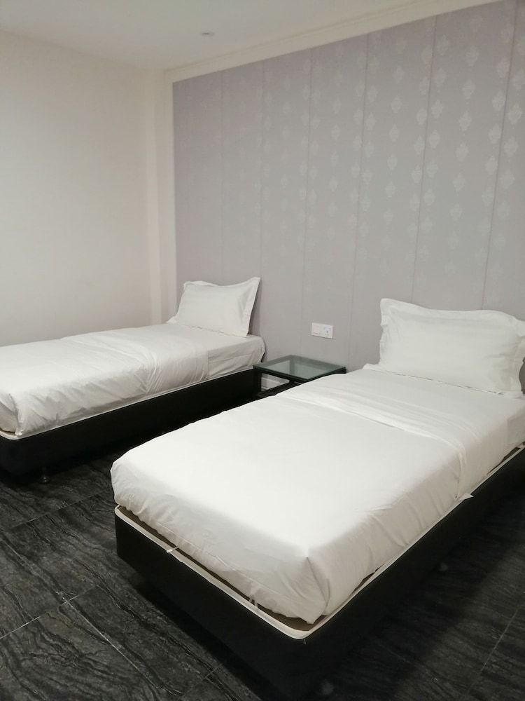 M Design Hotel @ Taman Pertama Superior Twin Room