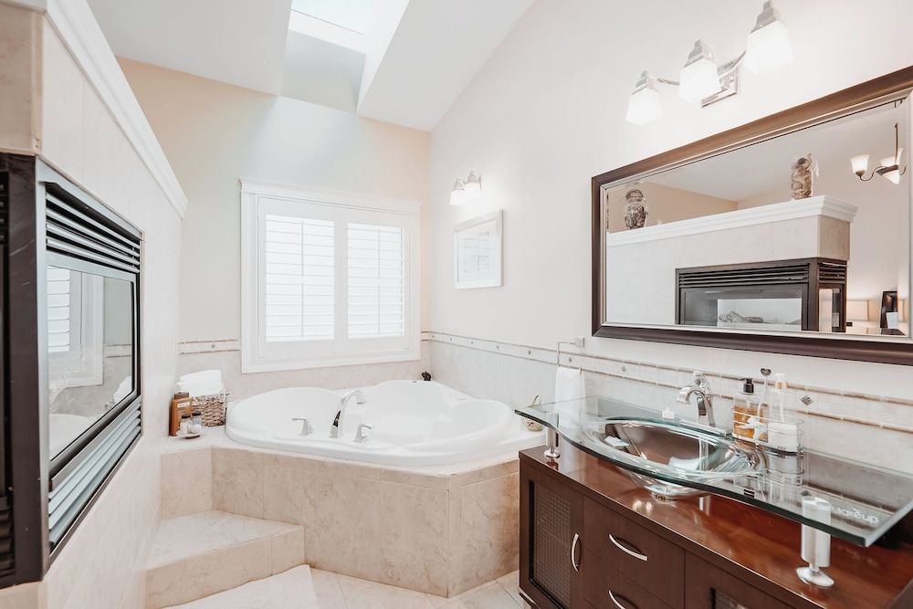 Along River Ridge Luxury Room, 1 Queen Bed 25