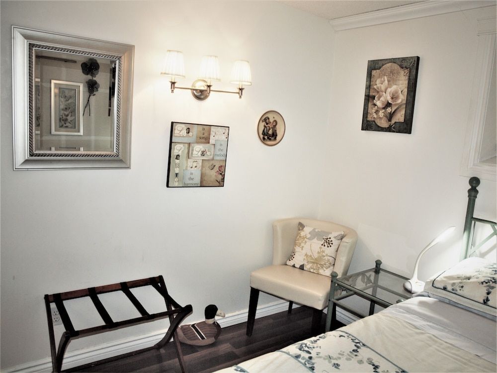 Along River Ridge Standard Room, 1 Queen Bed, Garden View 15