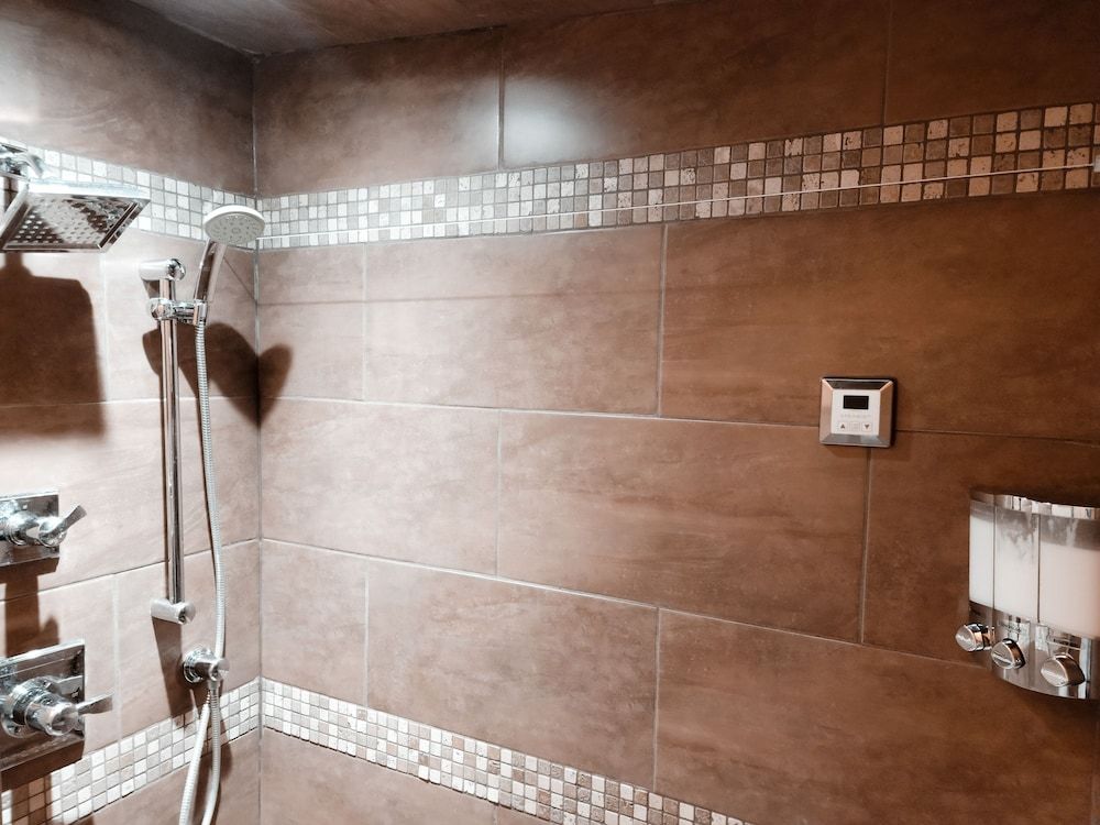 Along River Ridge Luxury Room, 1 Queen Bed 14