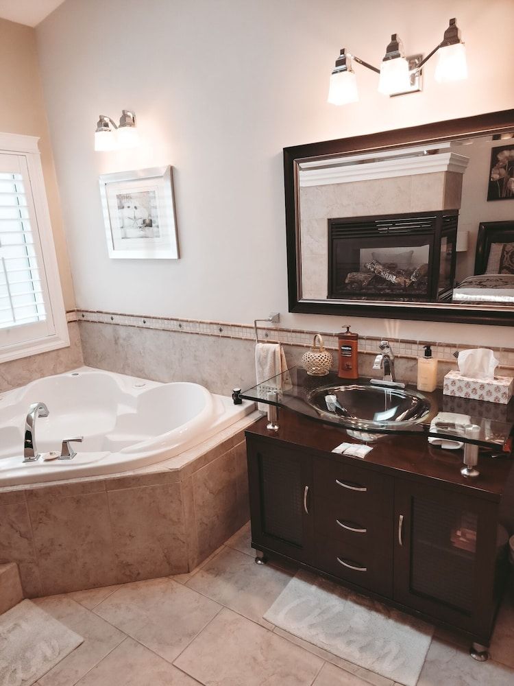 Along River Ridge Luxury Room, 1 Queen Bed 23