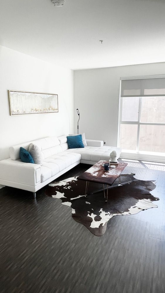 Loft On Spring Elite Loft, 2 Queen Beds, Accessible, City View 15