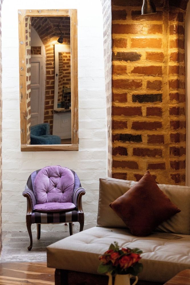 Old Town Quito Suites, Apartments & Boutique hotel Design Loft, 1 Bedroom, Fireplace, Courtyard View 8