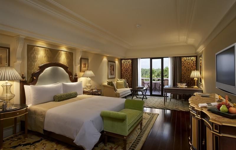 Premier Room