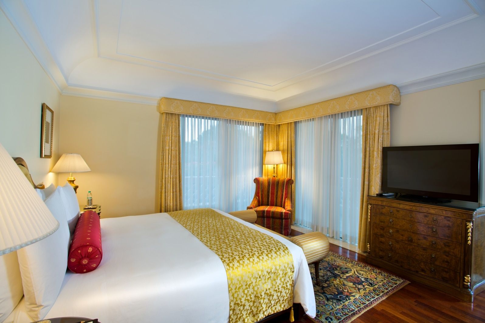 Suite, Kitchenette (Turret)