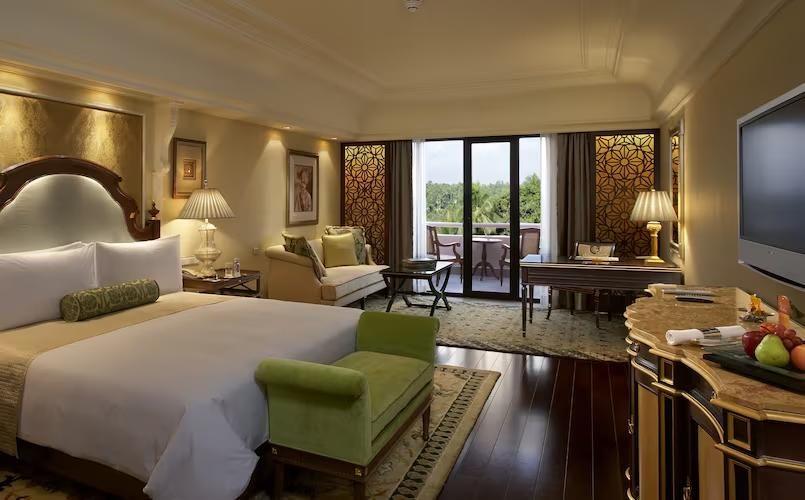 Royal Premier Twin Room