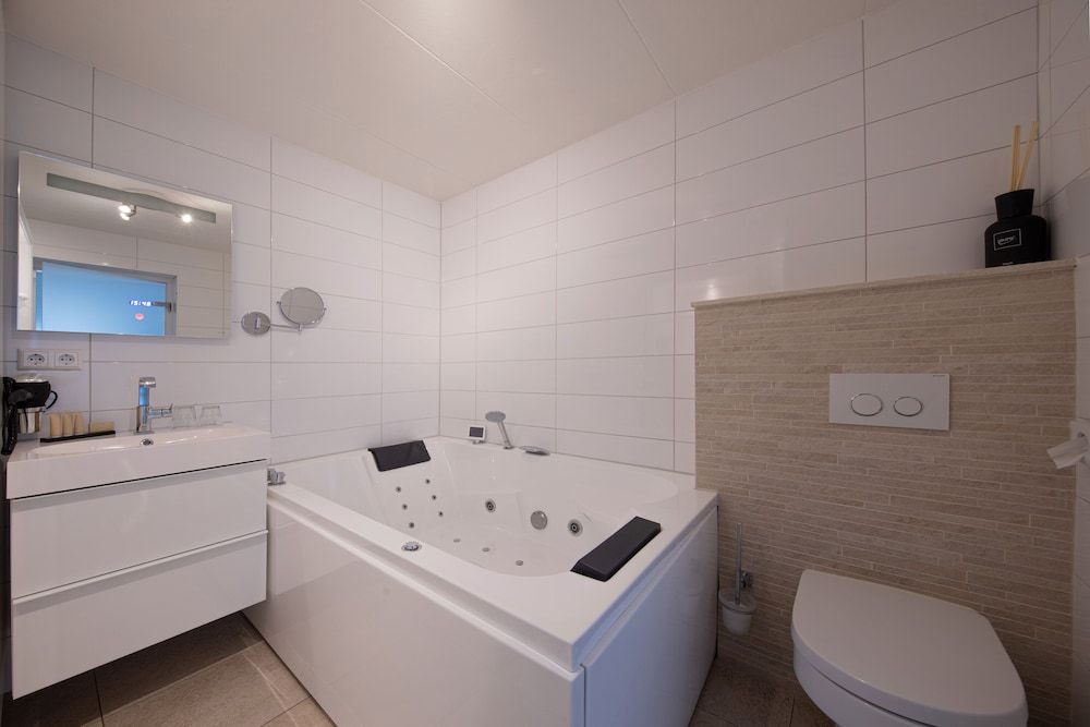 Boutique Hotel Scheepers Superior room with whirlpool 11