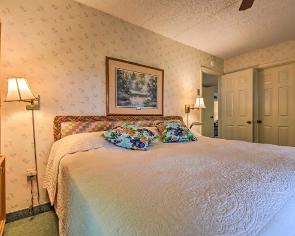 Family Condo, Multiple Beds, Non Smoking, Lake View