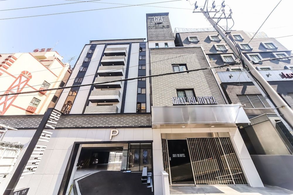 undefined Gray 191 Hotel 7