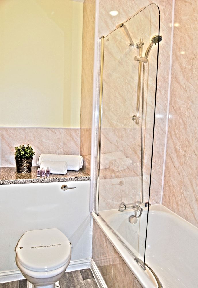 The Bridge of Cally Hotel Double Room 5