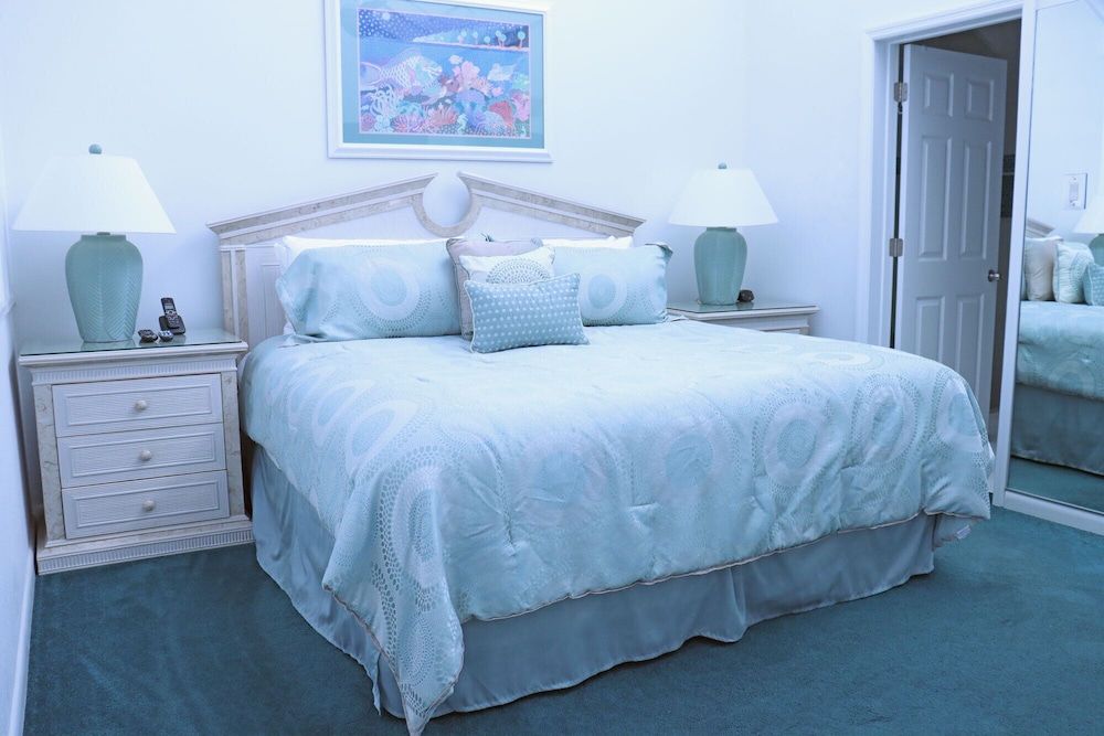 Galleon Villas by Hello Cayman Vacation Luxury Villa, 2 Bedrooms, Oceanfront 12