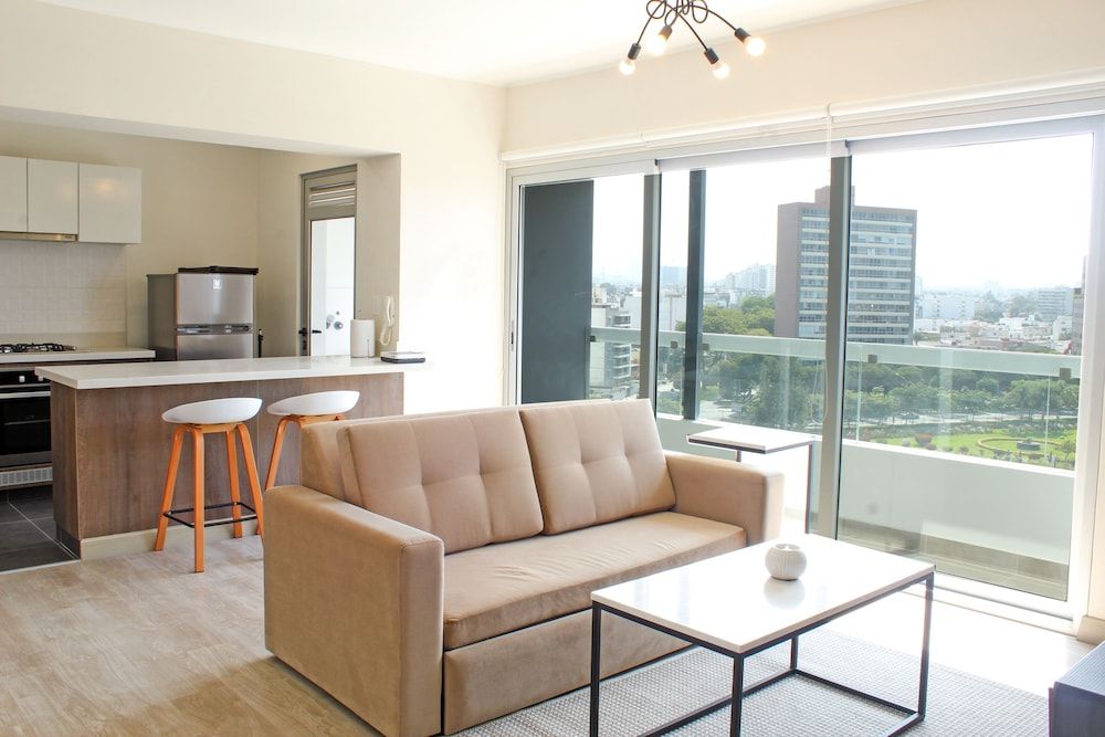 Trendy Host 360  Miraflores Deluxe Apartment, 2 Bedrooms, Non Smoking, Balcony 15