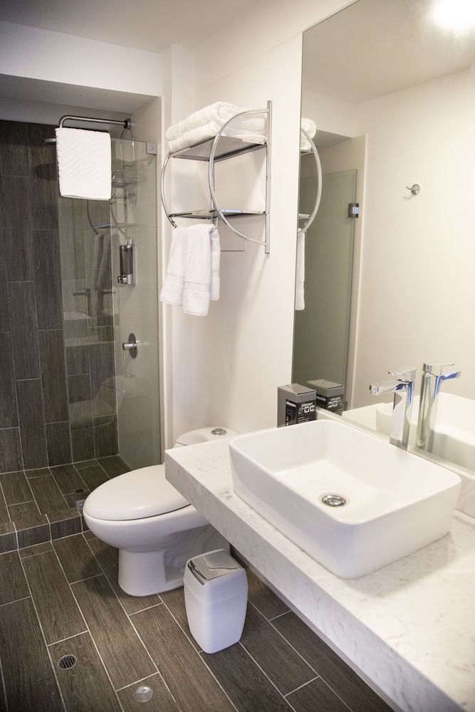 Trendy Host 360  Miraflores Deluxe Apartment, 2 Bedrooms, Non Smoking, Balcony 19