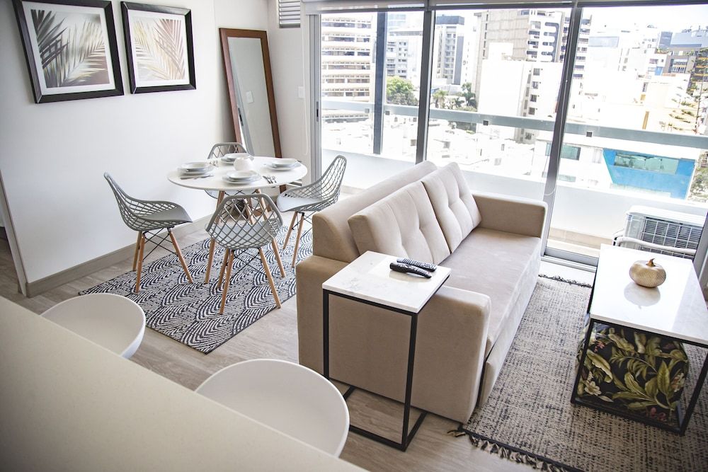 Trendy Host 360  Miraflores Executive Apartment, 2 Bedrooms, Accessible, Non Smoking 10