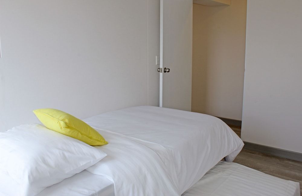 Trendy Host 360  Miraflores Deluxe Apartment, 2 Bedrooms, Non Smoking, Balcony 8