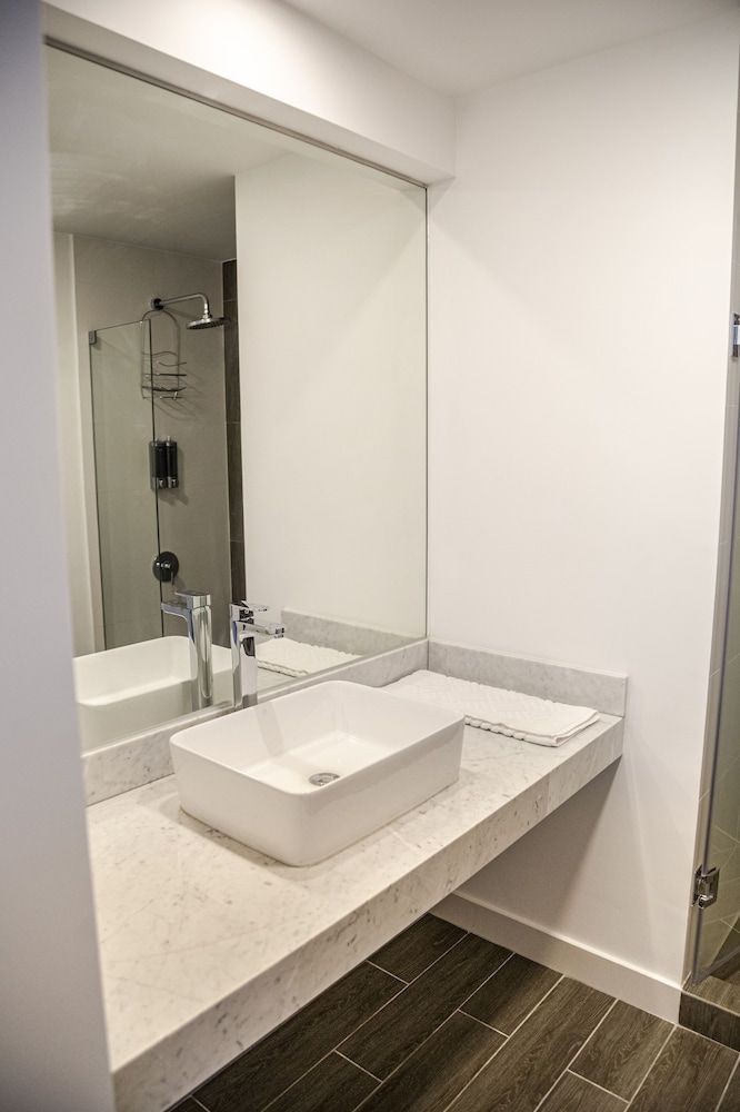 Trendy Host 360  Miraflores Deluxe Apartment, 2 Bedrooms, Non Smoking, Balcony 20