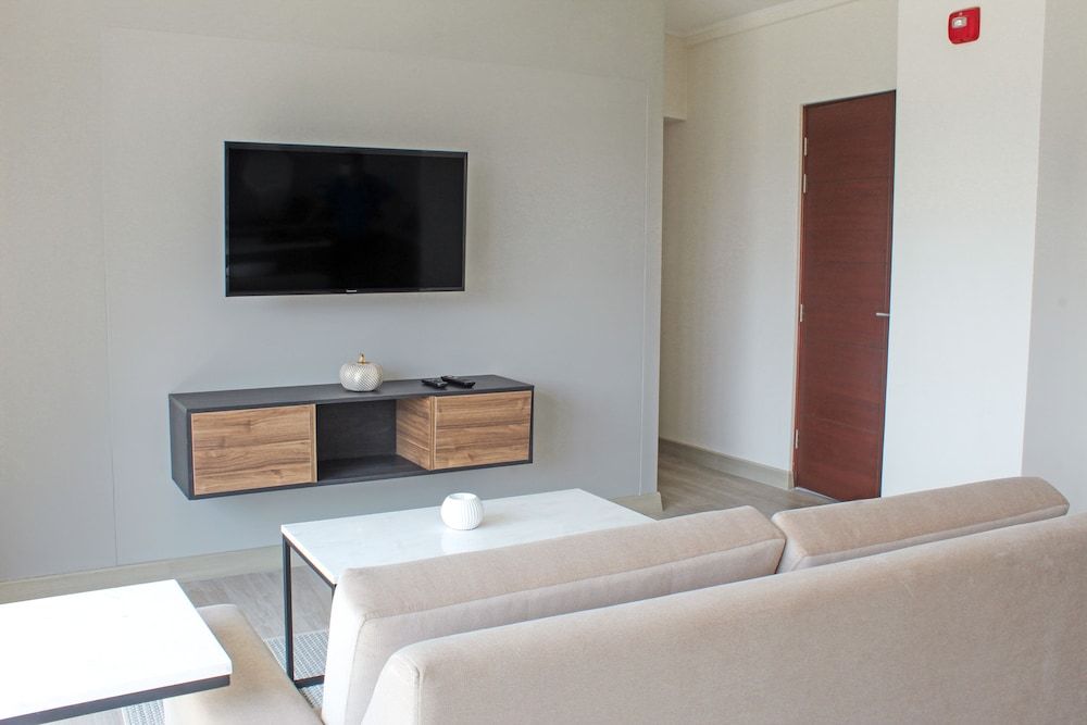 Trendy Host 360  Miraflores Deluxe Apartment, 2 Bedrooms, Non Smoking, Balcony 14