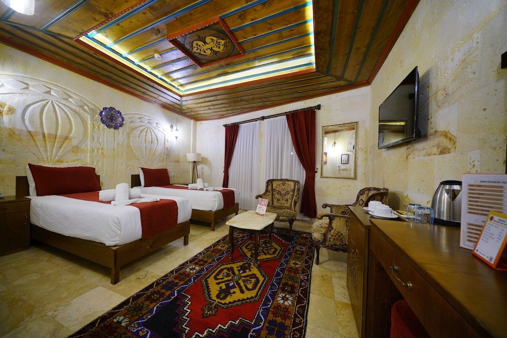 undefined Balloon Cave Hotel 3