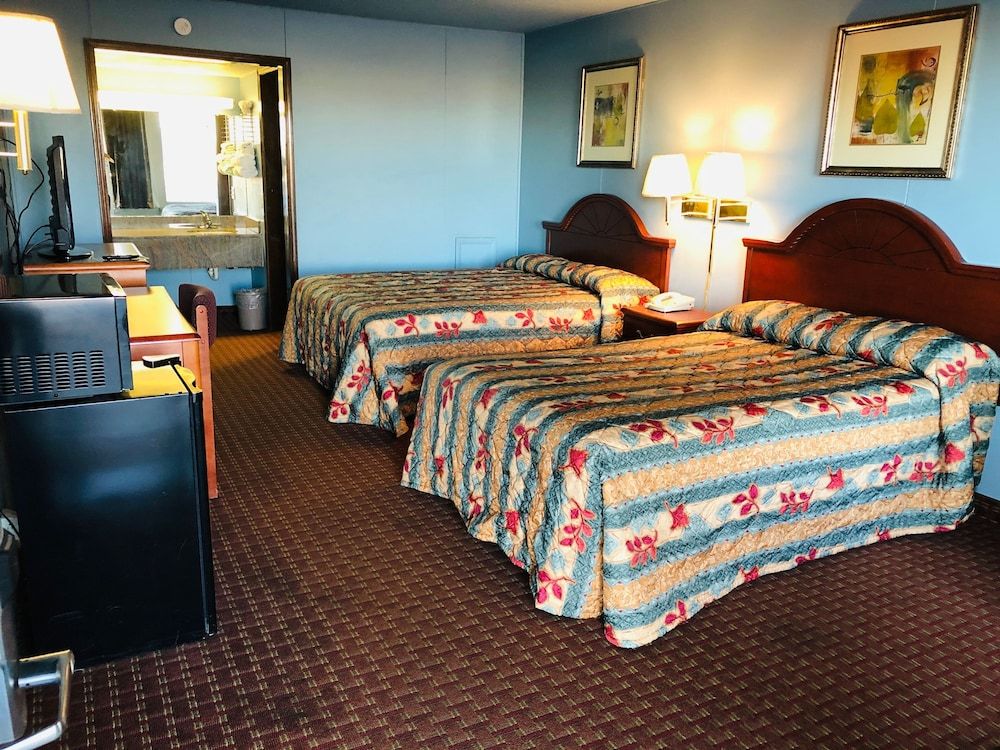 Regency Inn Standard Double Room 2