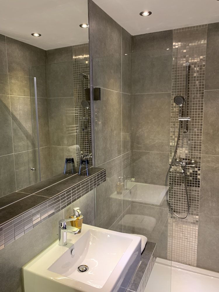 Hotel Dias Single Room 6